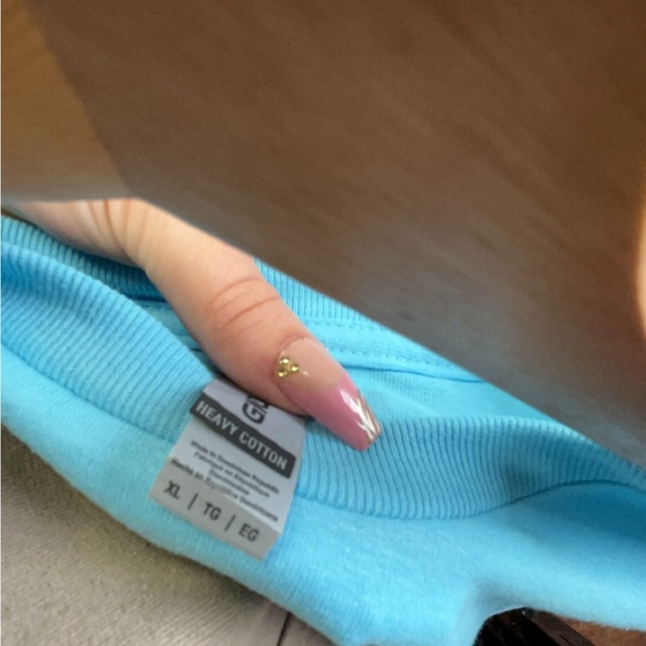 Gildan tee - Picture 2 of 3